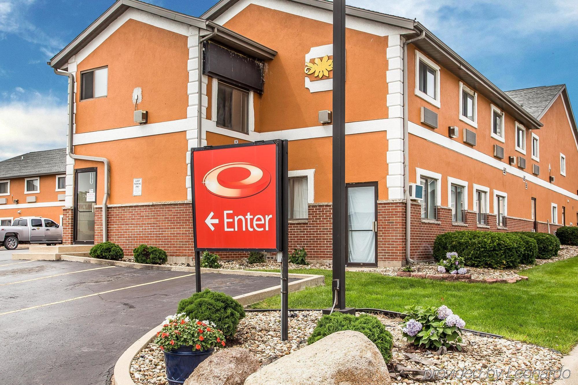 Econo Lodge Cedar Rapids Ngoại thất bức ảnh