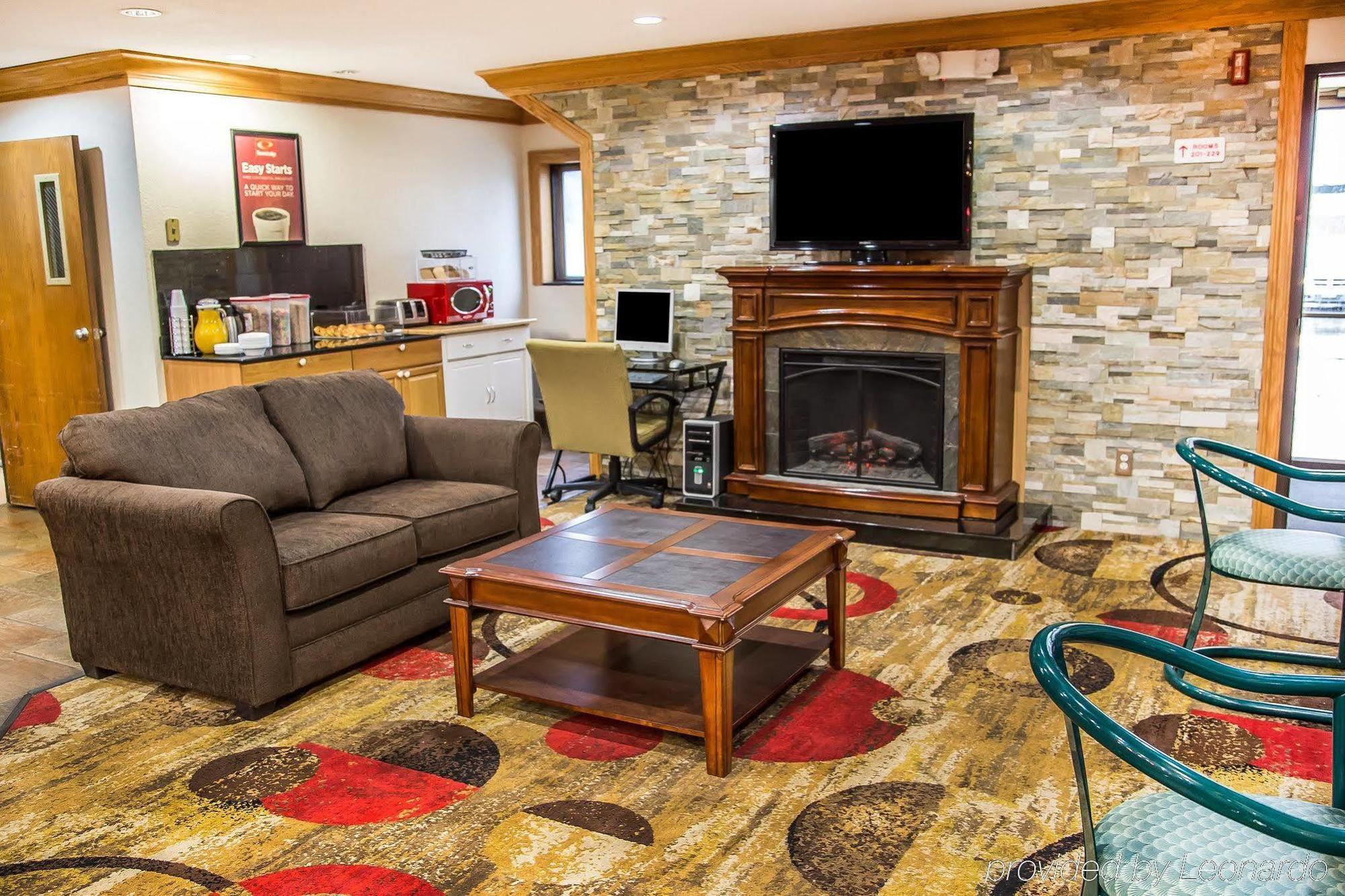 Econo Lodge Cedar Rapids Ngoại thất bức ảnh